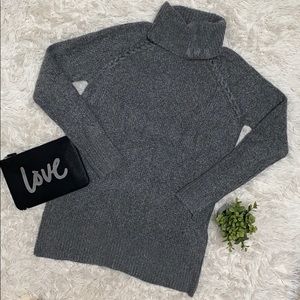 American Eagle Turtleneck Tunic Sweater 💗 Gray